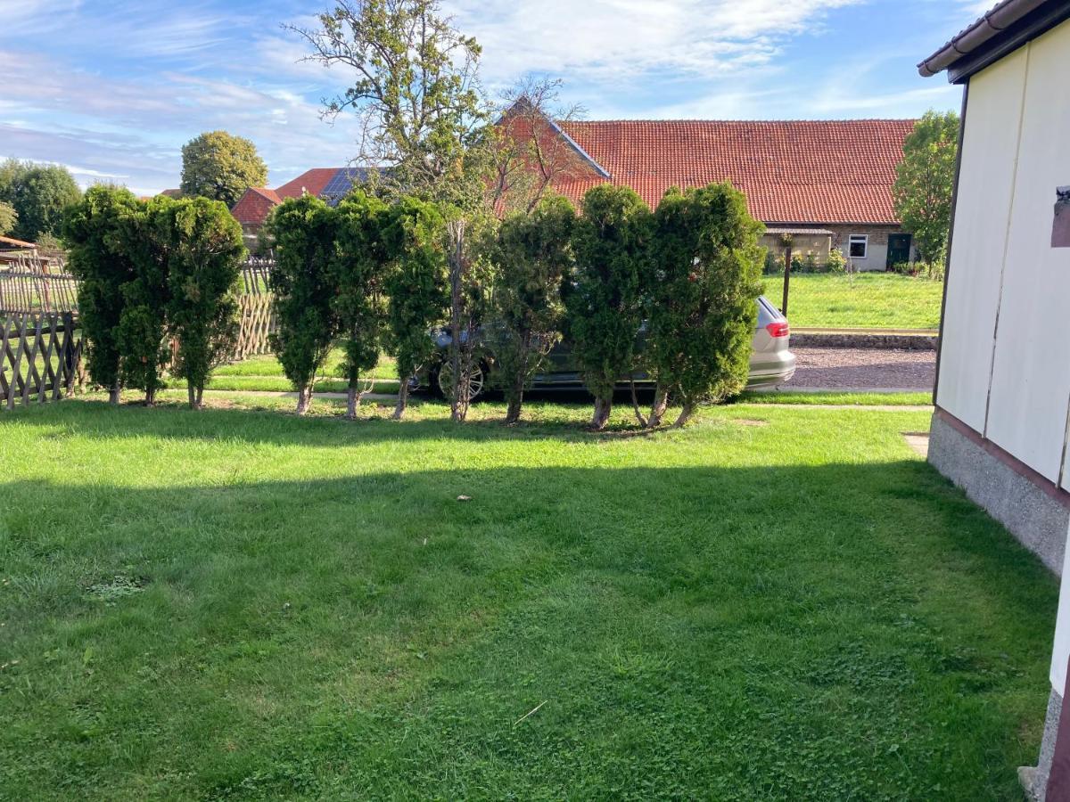 Bungalow, Naehe Ilsenburg Und Wernigerode Veckenstedt Eksteriør billede